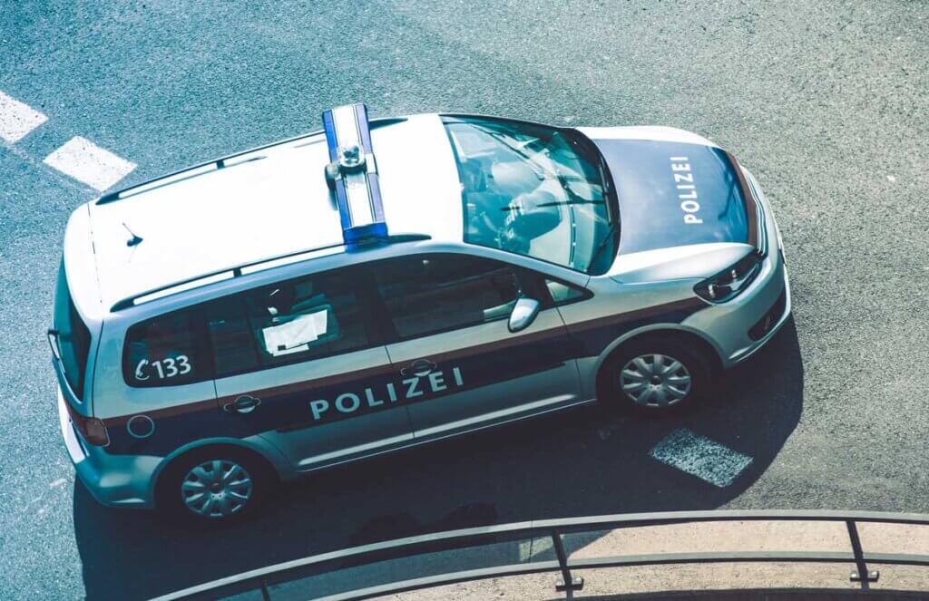 deutsches Polizei-Auto